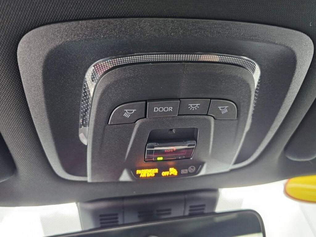 Used 2025 Toyota Crown Signia AWD/4WD image 21