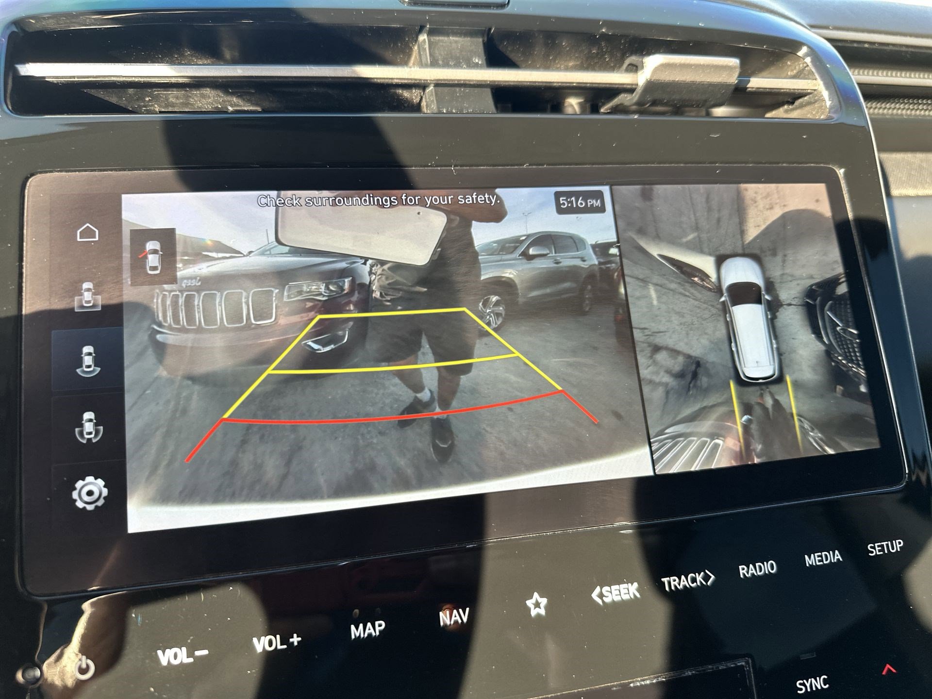 Used 2023 Hyundai Tucson Limited w/ Cargo Package image 25