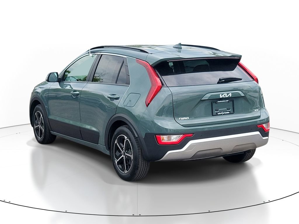 Used 2023 Kia Niro EX FWD image 4