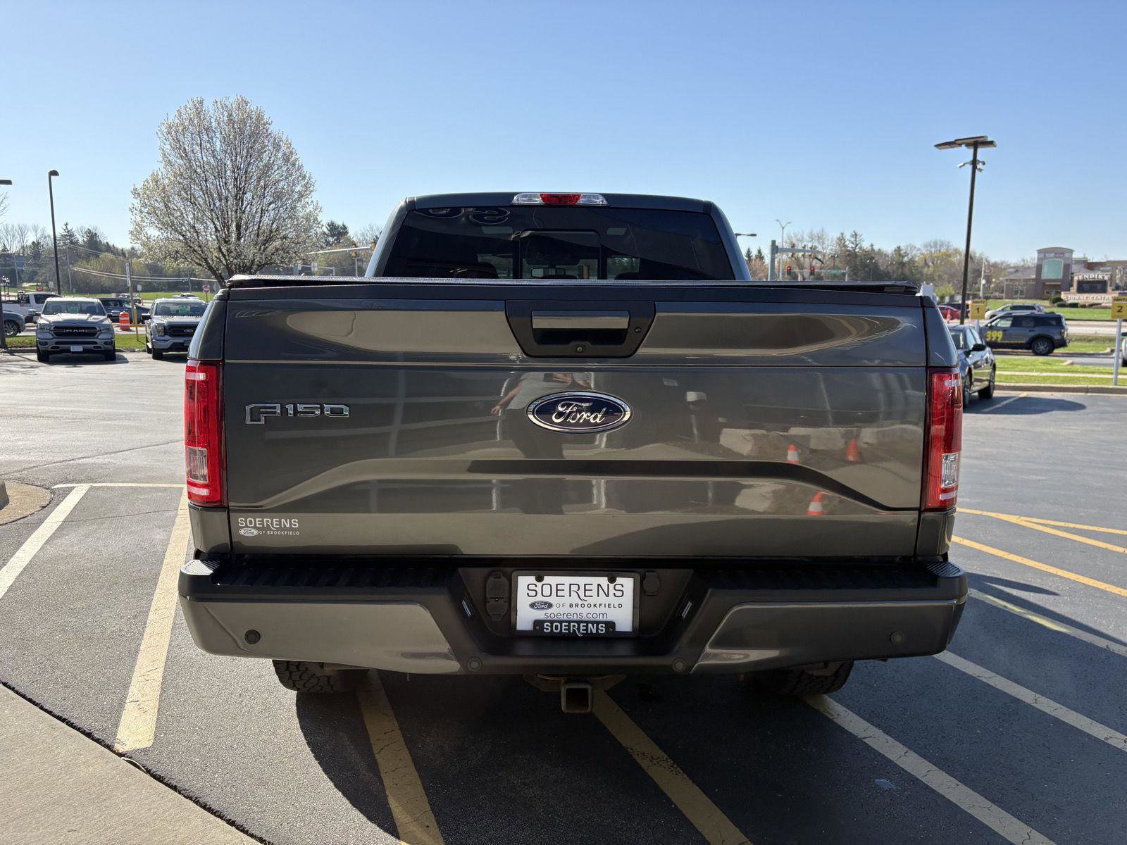 Used 2017 Ford F150 XLT w/ Equipment Group 302A Luxury AWD/4WD image 5