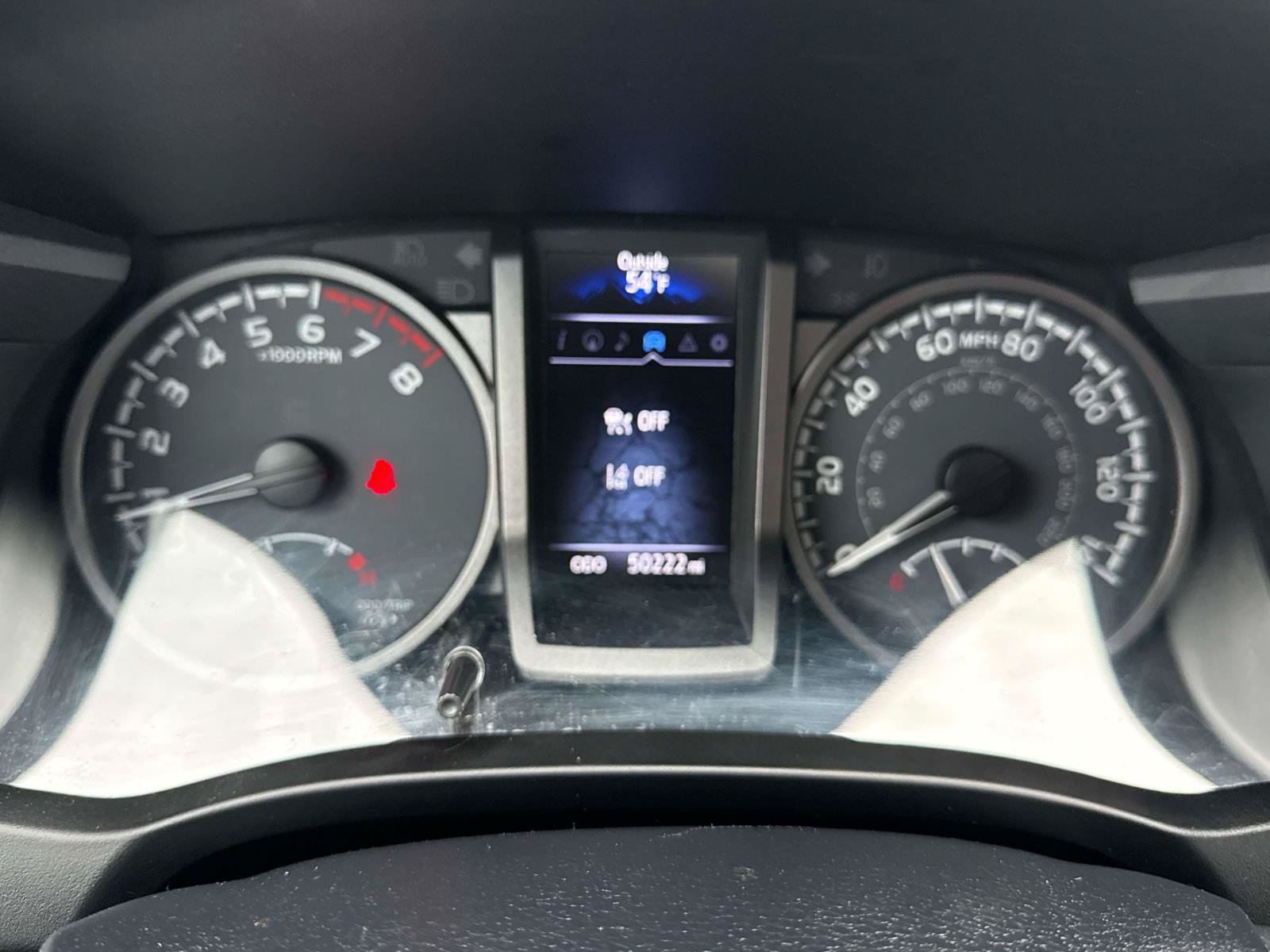 Used 2019 Toyota Tacoma TRD Sport AWD/4WD image 24