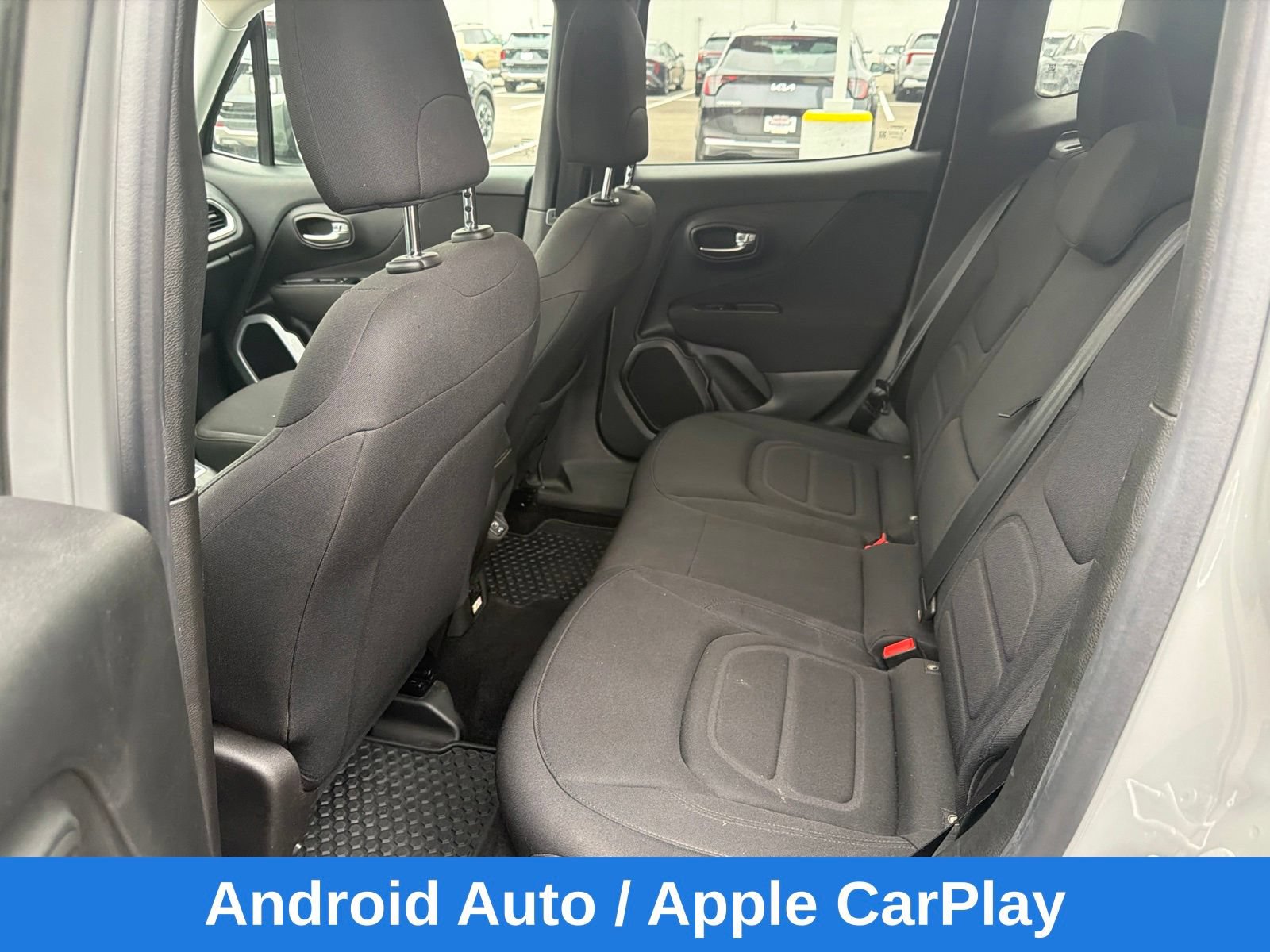 Used 2021 Jeep Renegade Latitude w/ Convenience Group AWD/4WD image 17