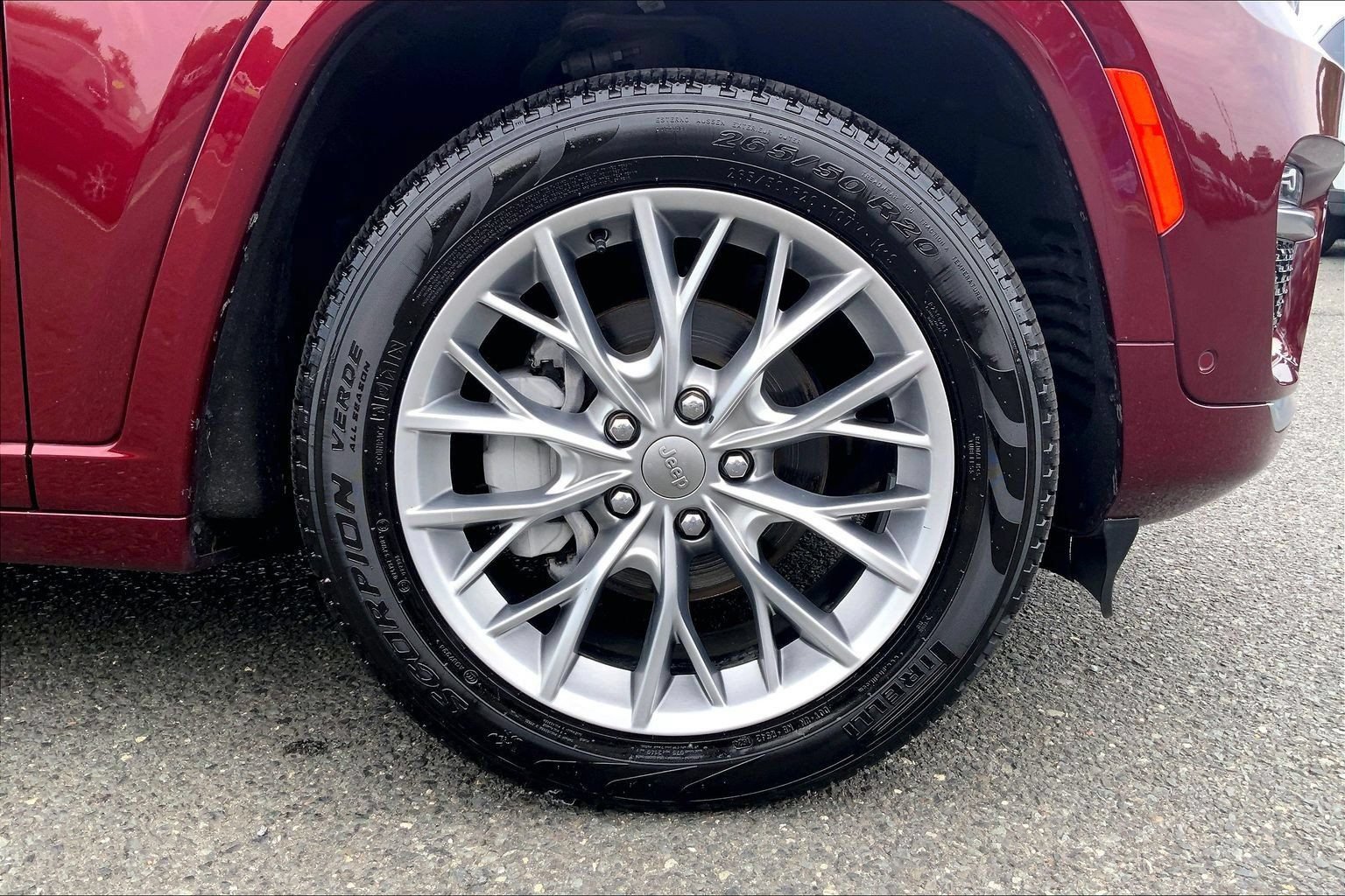 Certified 2024 Jeep Grand Cherokee Summit AWD/4WD image 10