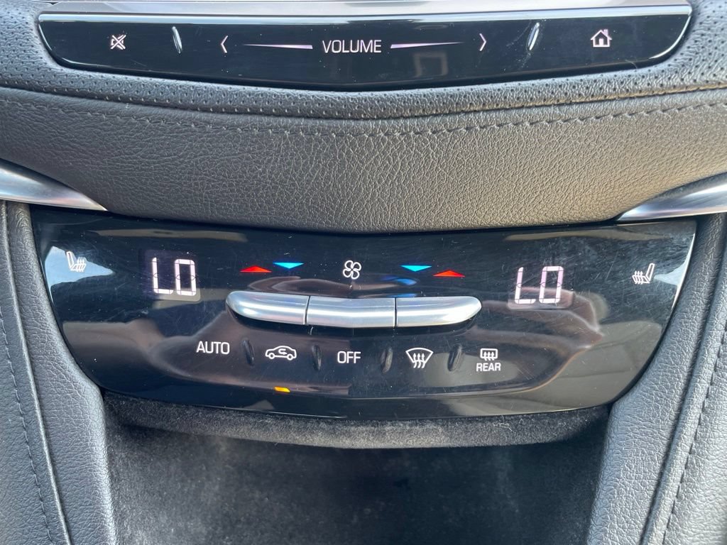 Used 2018 Cadillac XT5 Luxury AWD/4WD image 21