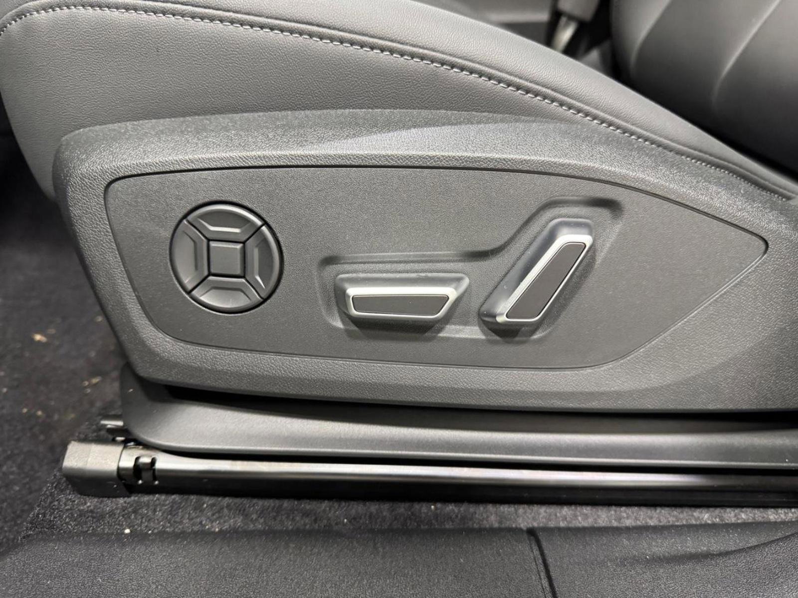 New 2026 Audi Q3 quattro 2.0T image 28