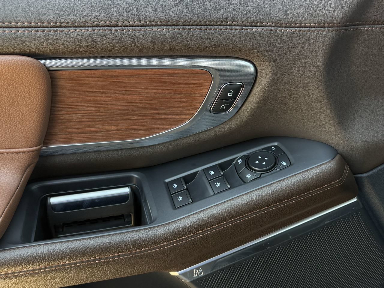 New 2027 Ford Expedition King Ranch RWD image 24