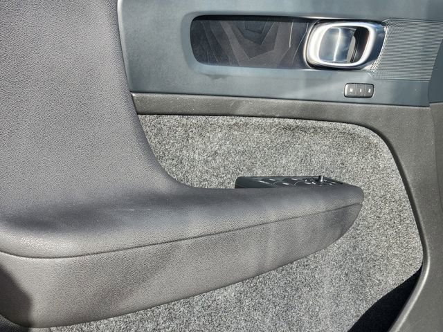 Certified 2023 Volvo XC40 Recharge Plus image 10