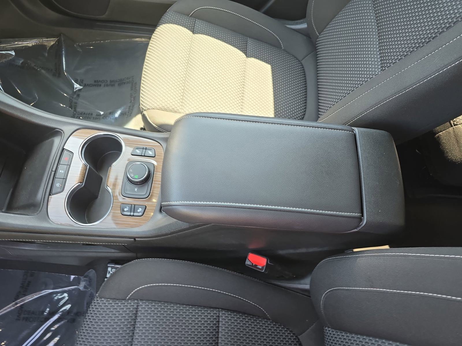 Used 2023 GMC Acadia SLE w/ Driver Convenience Package image 25