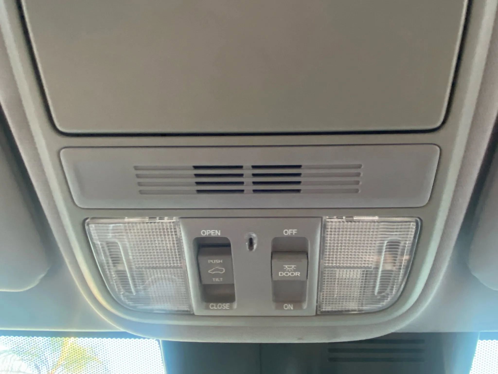 Used 2019 Honda CR-V EX image 29