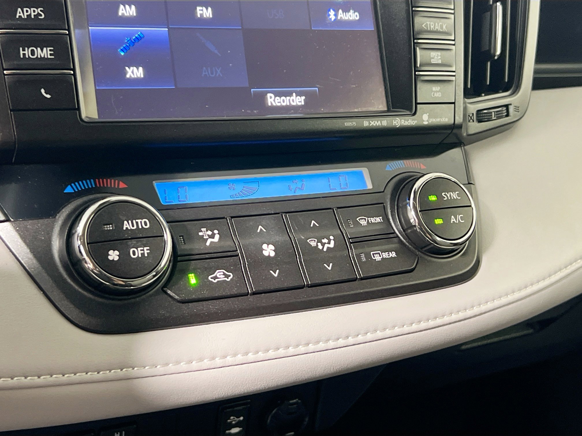 Used 2017 Toyota RAV4 Limited FWD image 27