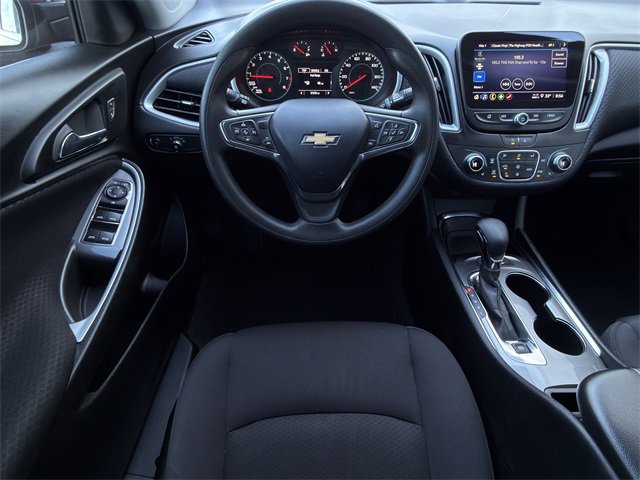Used 2024 Chevrolet Malibu LT image 11