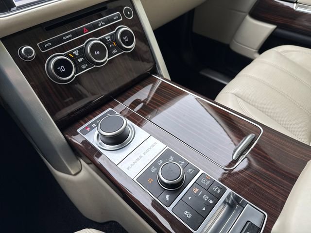 Used 2014 Land Rover Range Rover HSE image 28