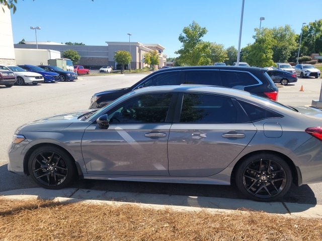 Used 2025 Honda Civic Sport image 4
