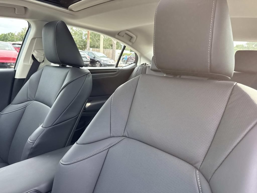 Used 2025 Lexus ES 350 w/ Premium Package FWD image 24