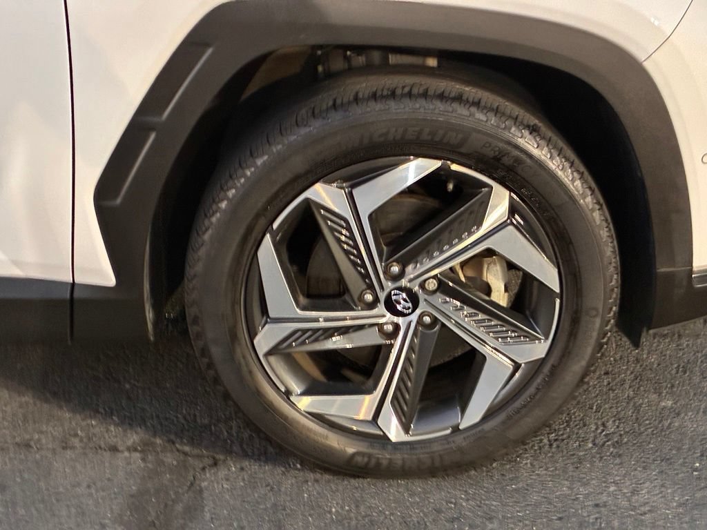 Certified 2024 Hyundai Tucson Limited AWD/4WD image 55