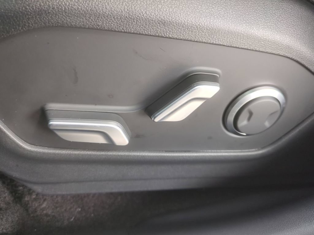 New 2026 Hyundai Santa Fe SEL FWD image 24