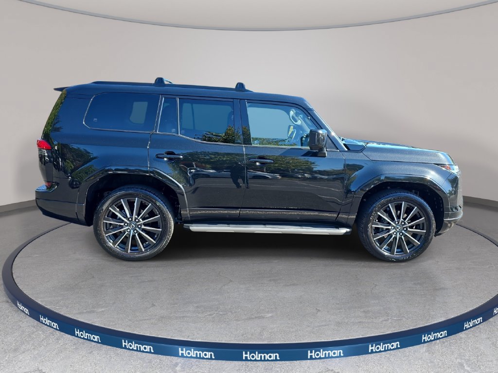 Certified 2024 Lexus GX 550 w/ Cold Area Package AWD/4WD image 4