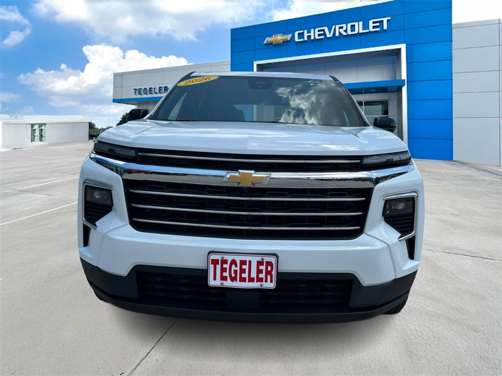 New 2026 Chevrolet Traverse LT w/ Driver Confidence Package image 2