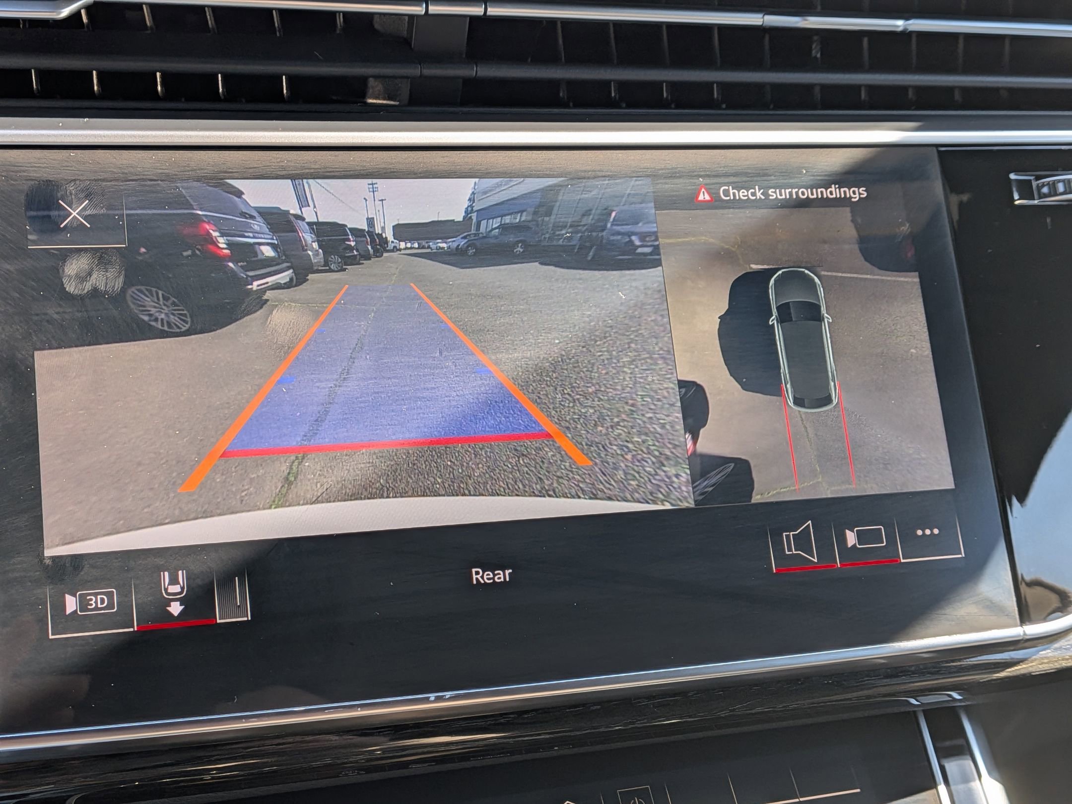 Used 2022 Audi Q8 Premium image 20