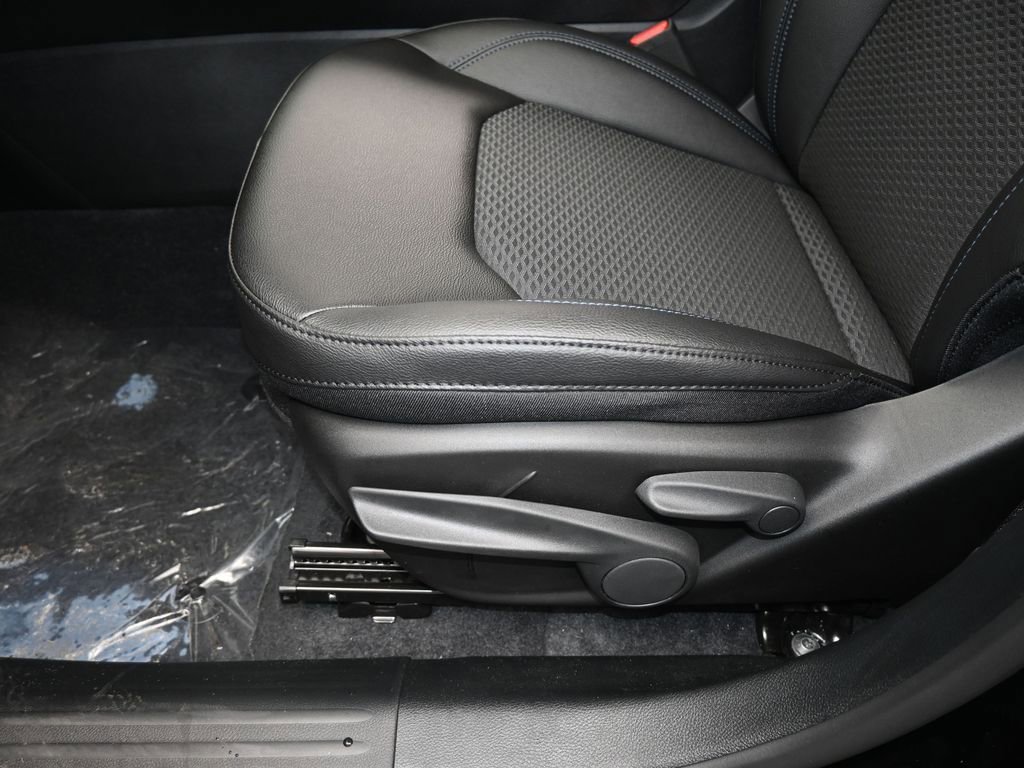 Used 2025 Jeep Compass Latitude image 13