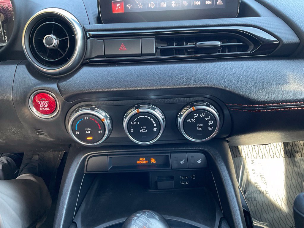 Used 2023 MAZDA MX-5 Miata Grand Touring RWD image 19