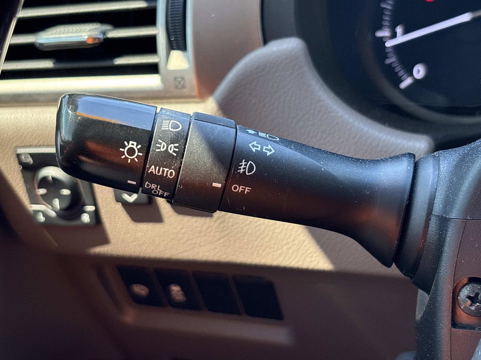 Used 2018 Lexus GX 460 Premium AWD/4WD image 21