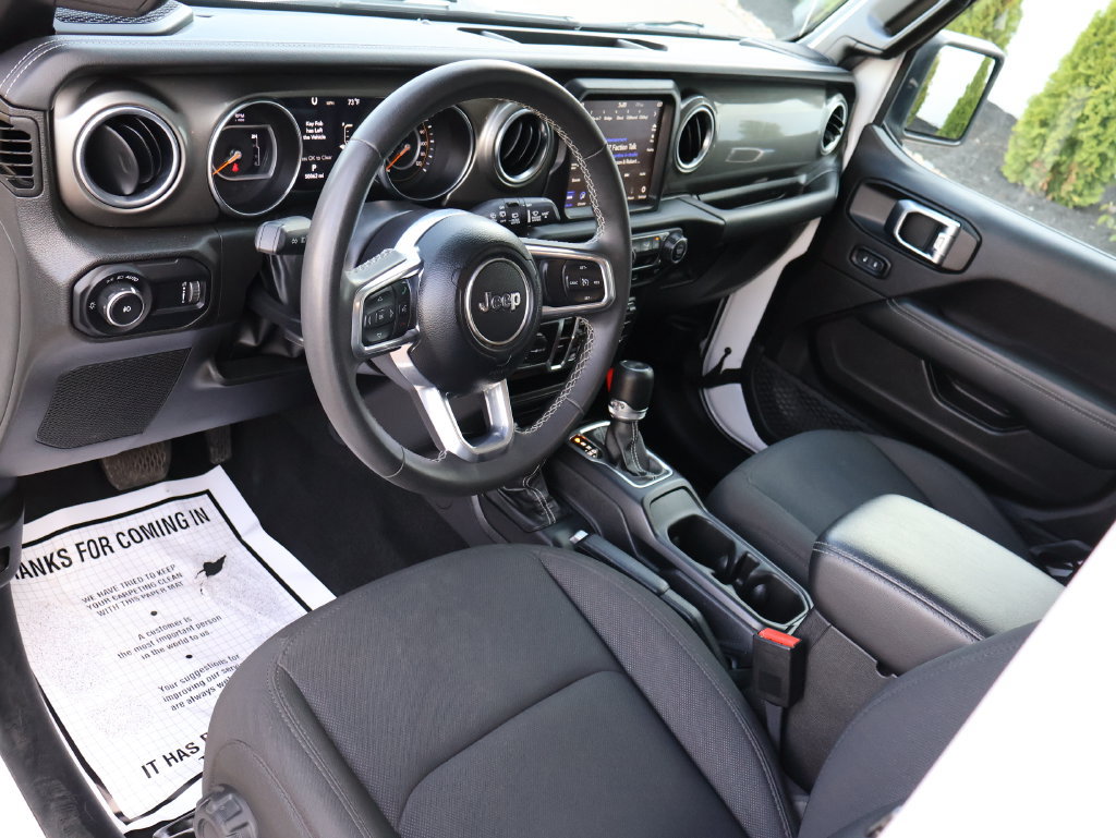 Used 2023 Jeep Wrangler Unlimited Sahara AWD/4WD image 18