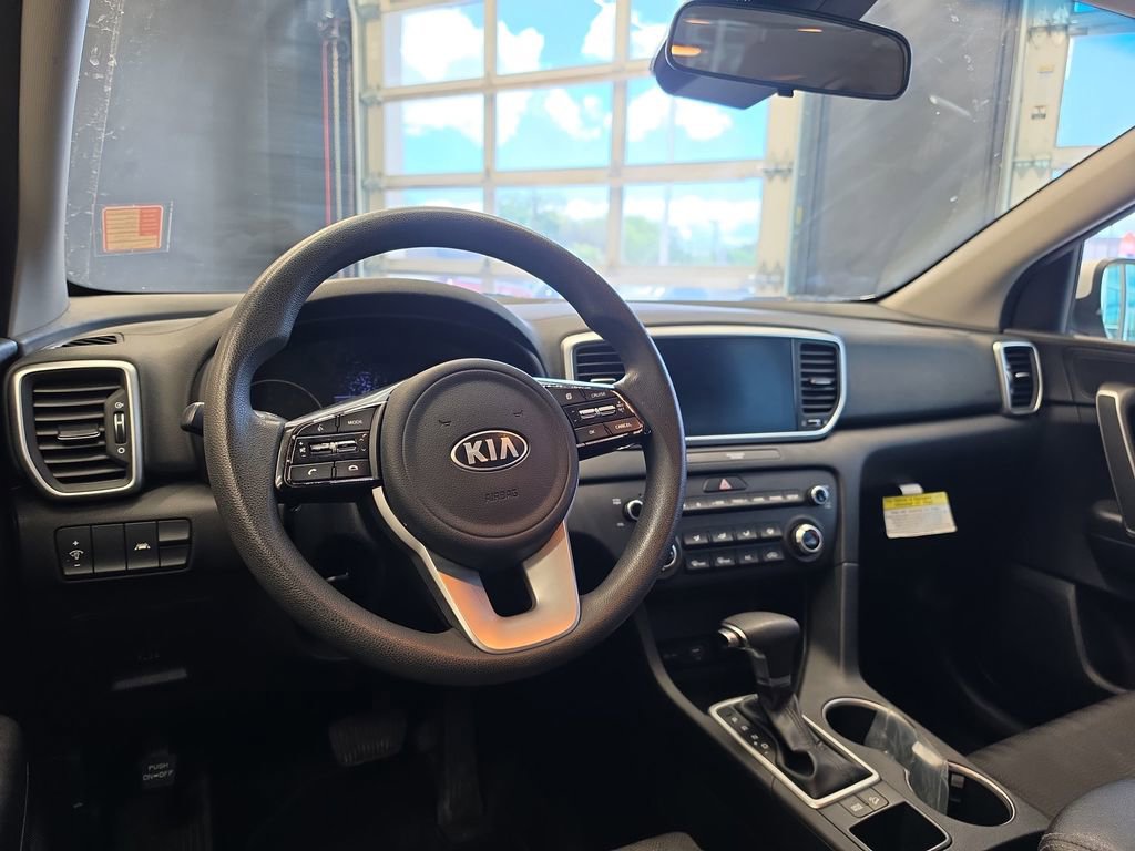 Used 2022 Kia Sportage LX FWD image 18