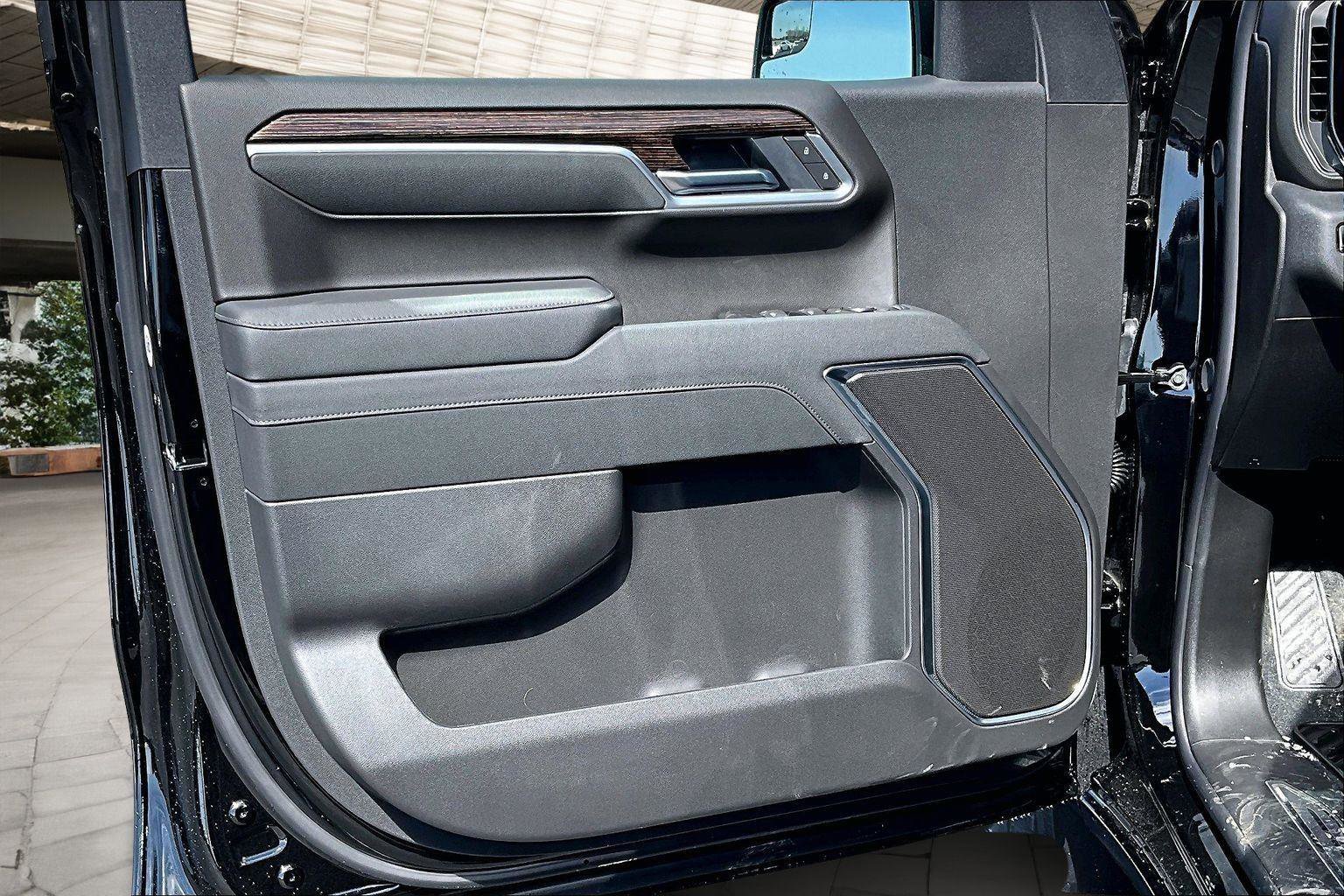 New 2026 GMC Sierra 1500 Elevation image 9