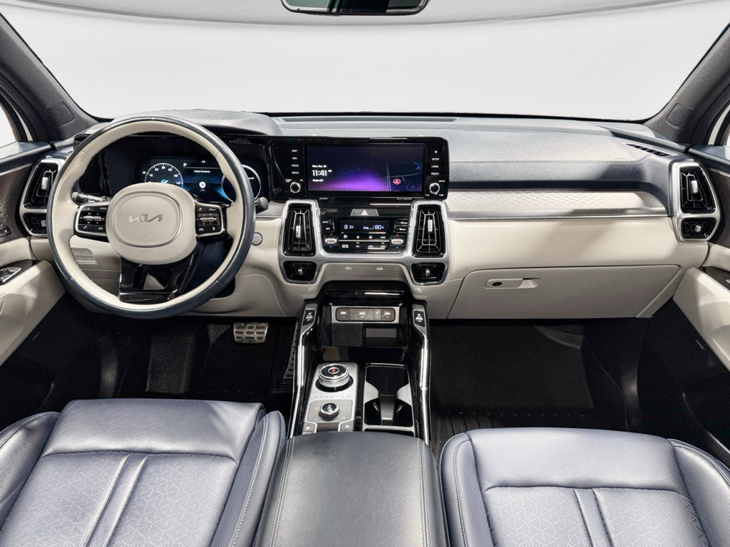 Used 2023 Kia Sorento SX Prestige image 15