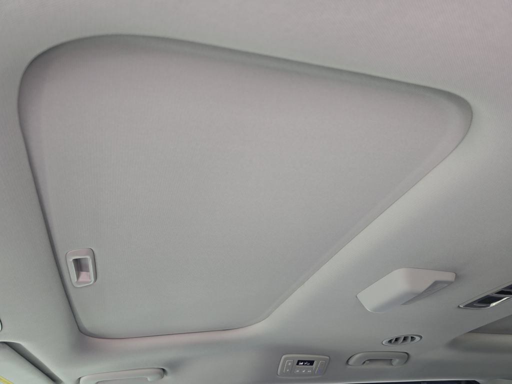 New 2026 Kia Carnival SX w/ SX Dark Edition Package FWD image 23