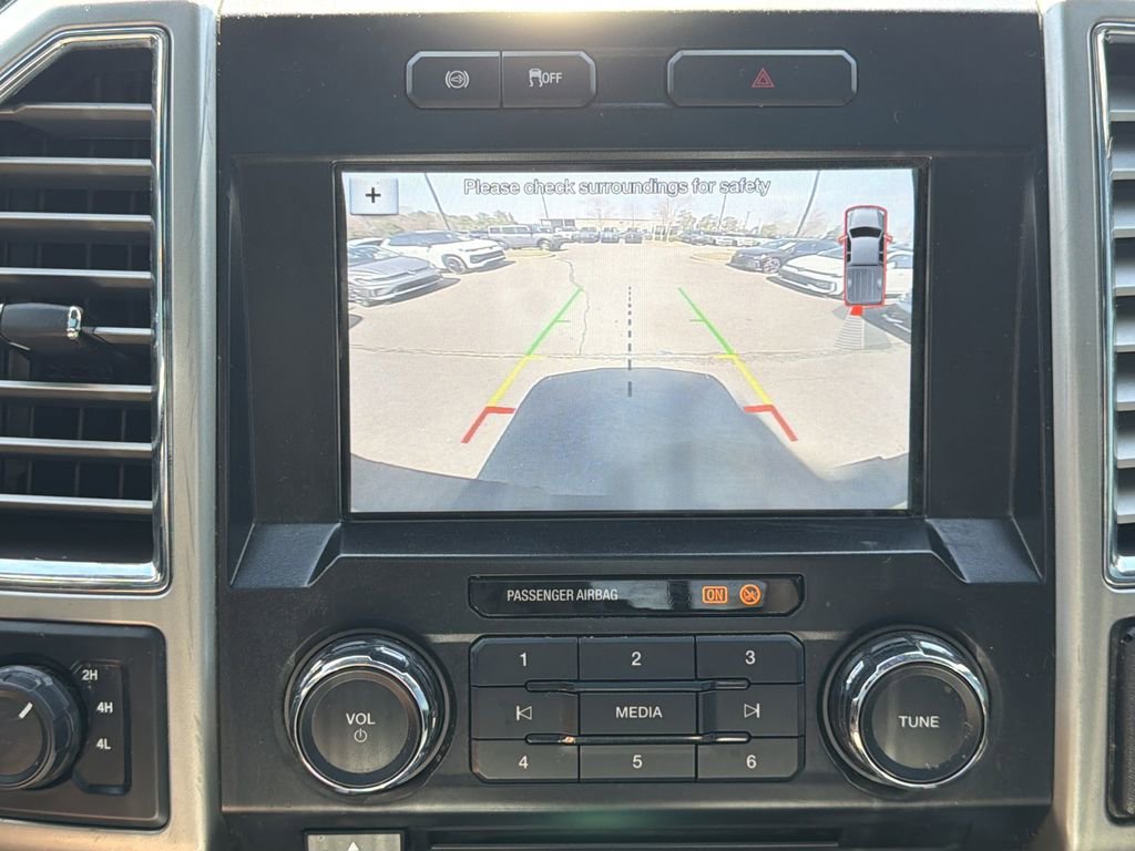 Used 2017 Ford F250 Lariat w/ Lariat Ultimate Package image 28