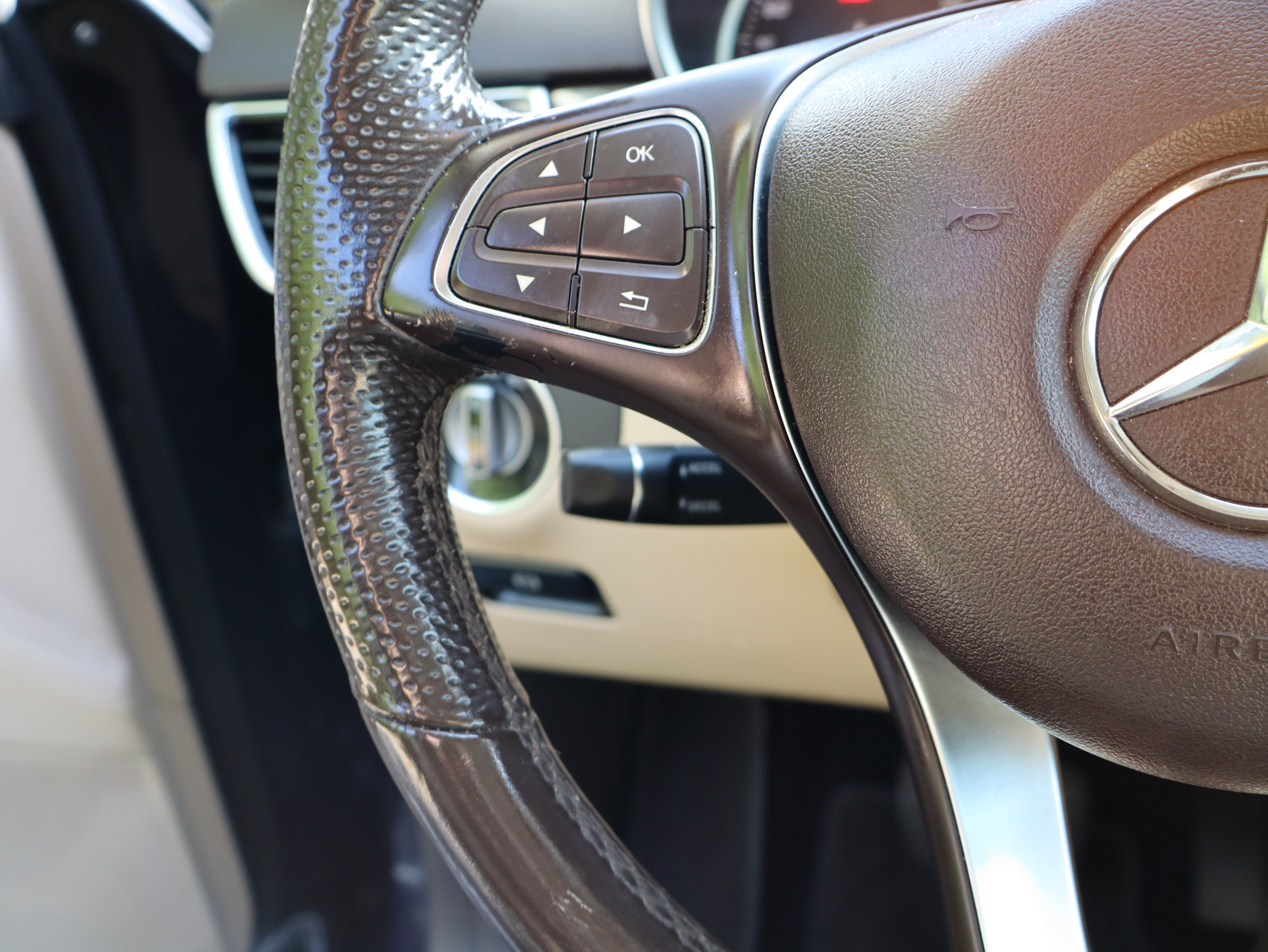 Used 2018 Mercedes-Benz GLE 350 image 25