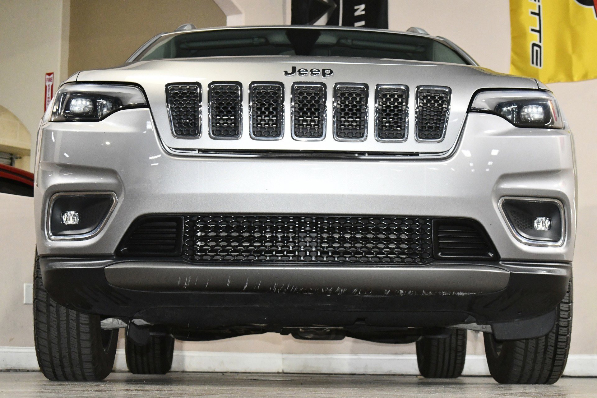 Used 2019 Jeep Cherokee Limited image 81