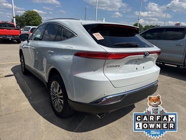 Used 2023 Toyota Venza XLE AWD/4WD image 6