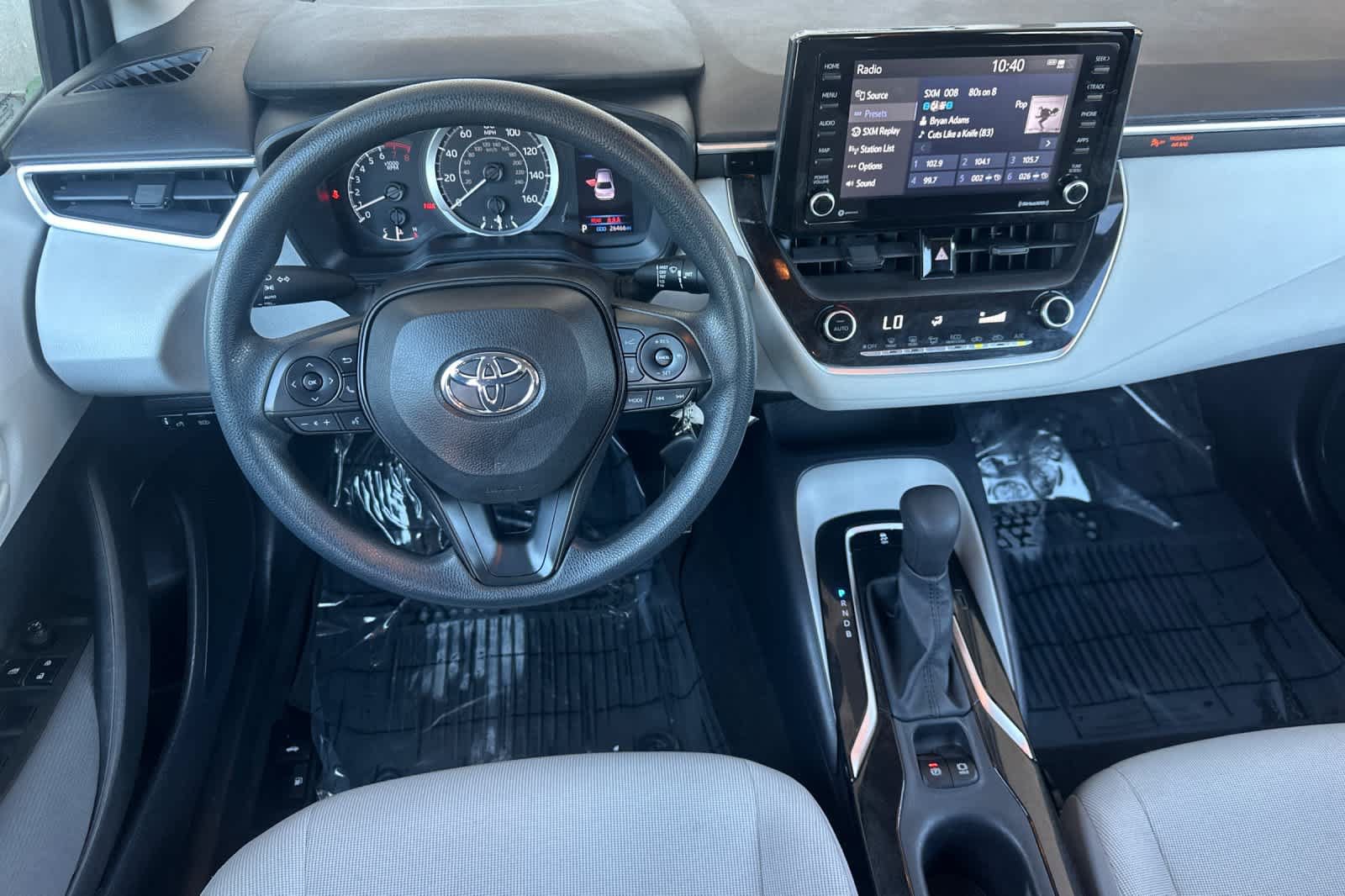 Used 2022 Toyota Corolla LE FWD image 14