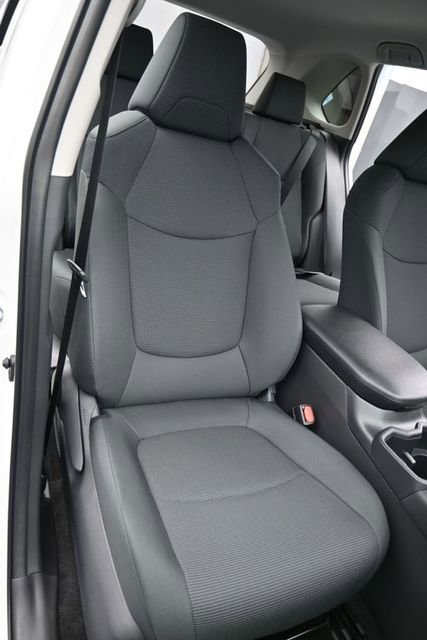 Used 2025 Toyota RAV4 LE image 14