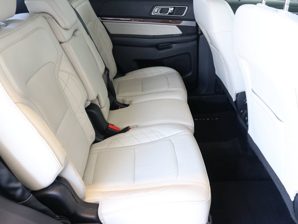 Used 2017 Ford Explorer Platinum AWD/4WD image 43