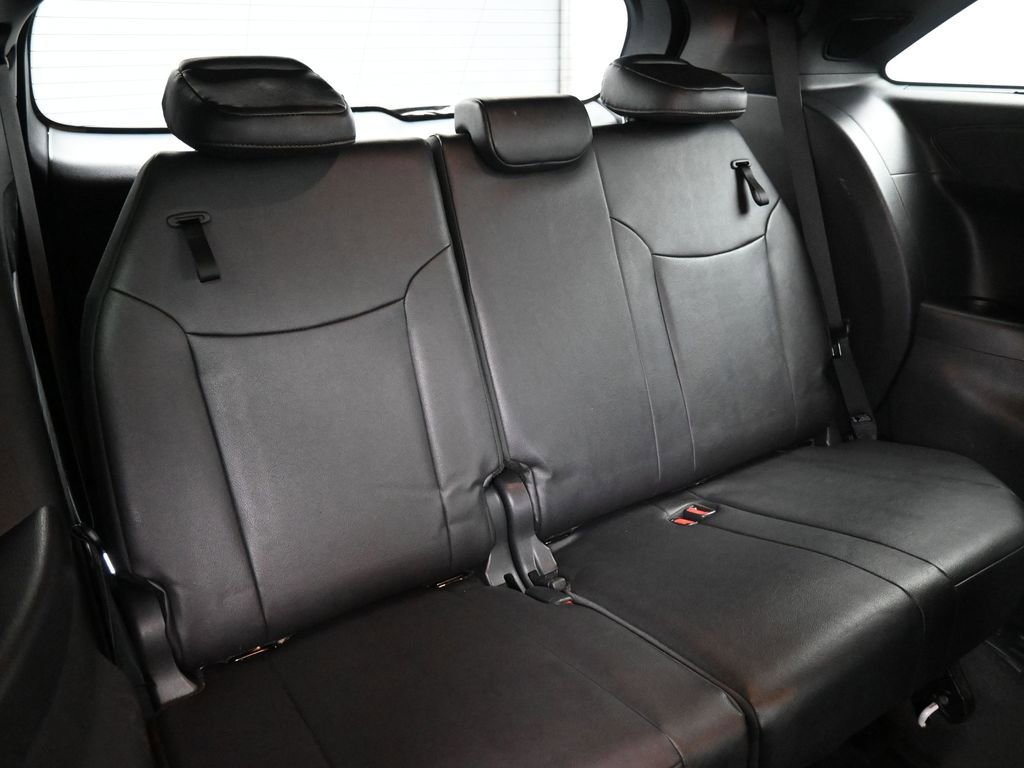Certified 2025 Toyota Sienna Limited AWD/4WD image 25