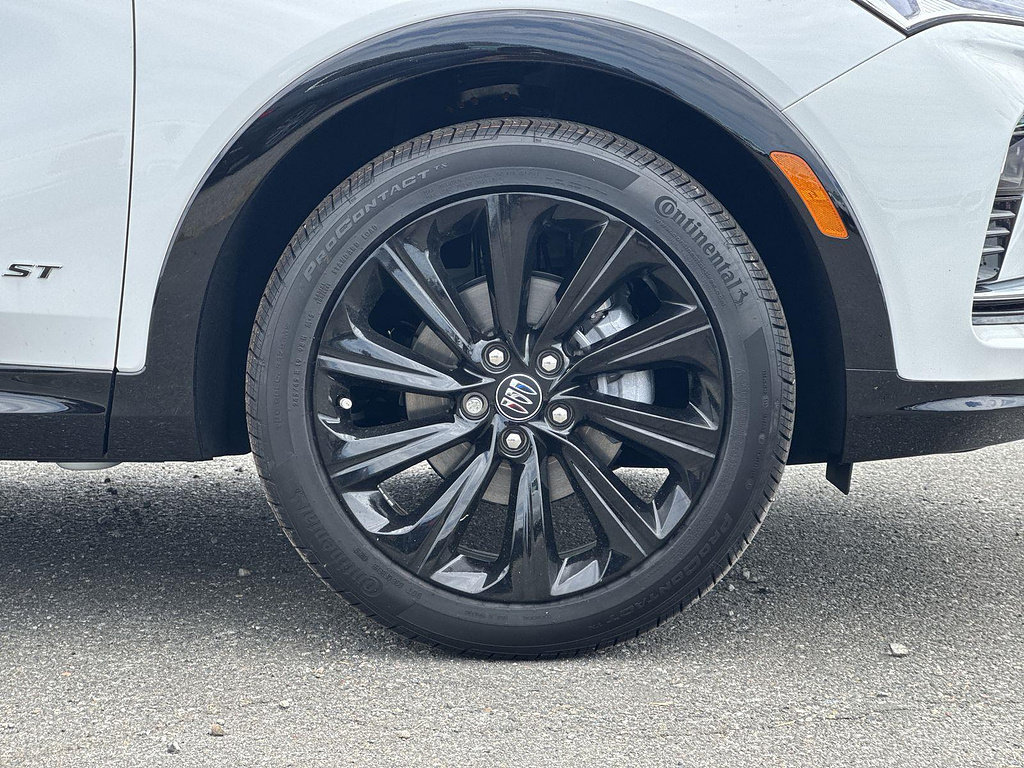 New 2026 Buick Envista Sport Touring FWD image 28