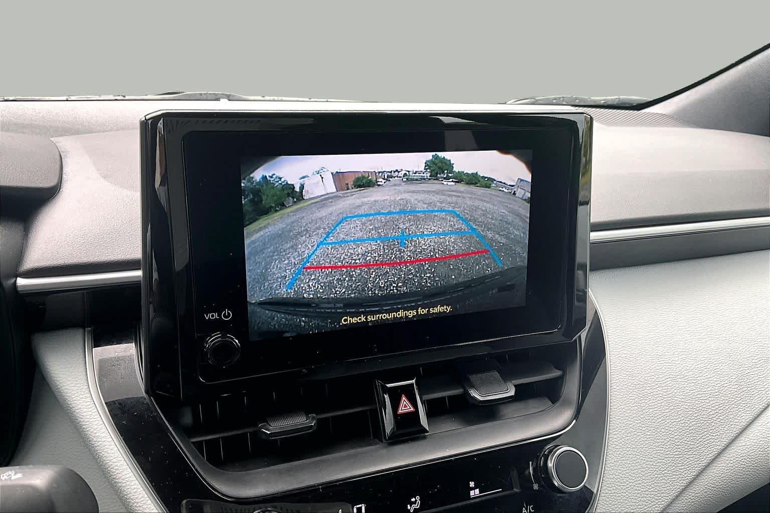 Used 2026 Toyota Corolla SE FWD image 27
