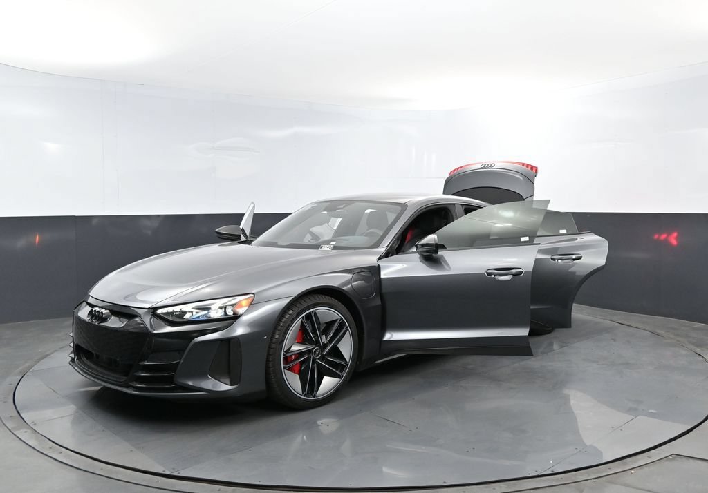 Used 2022 Audi RS e-tron GT AWD/4WD image 24