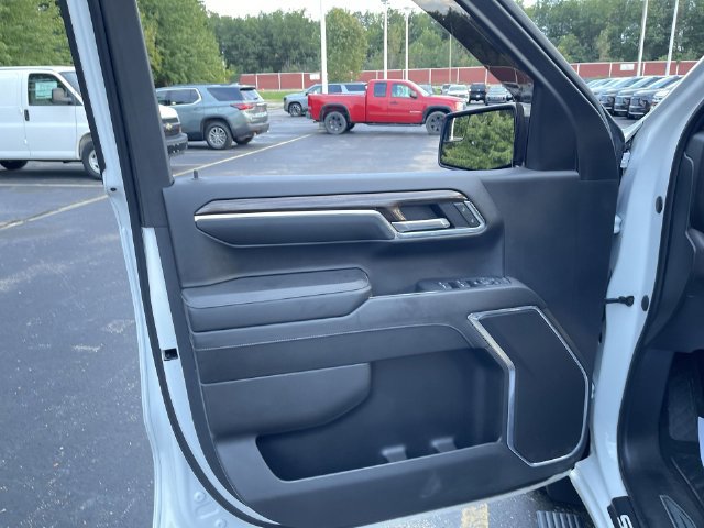 Used 2024 Chevrolet Silverado 1500 LT AWD/4WD image 22
