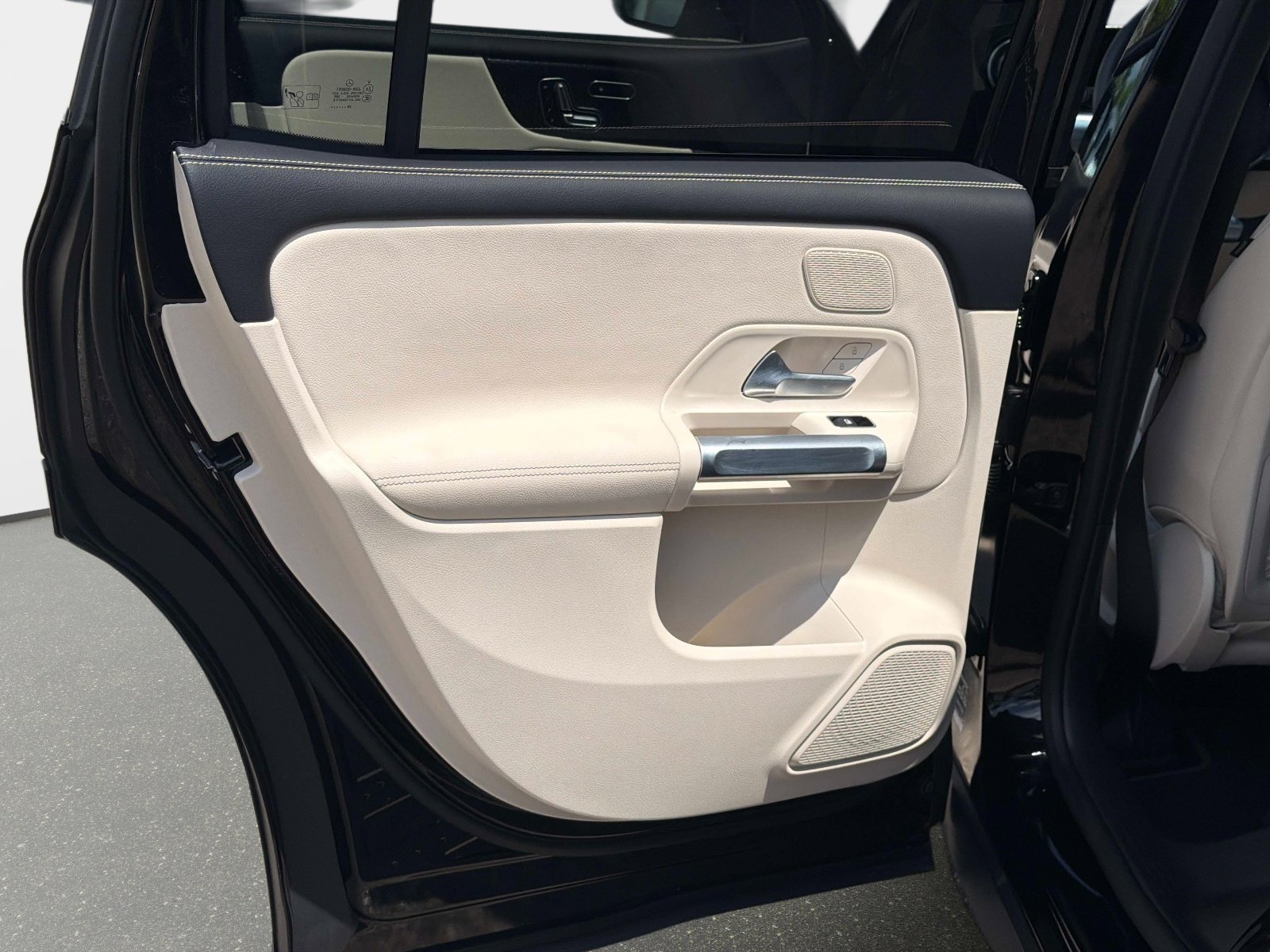 Certified 2026 Mercedes-Benz GLB 250 image 12