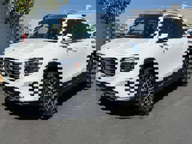 New 2026 Mercedes-Benz GLB 250