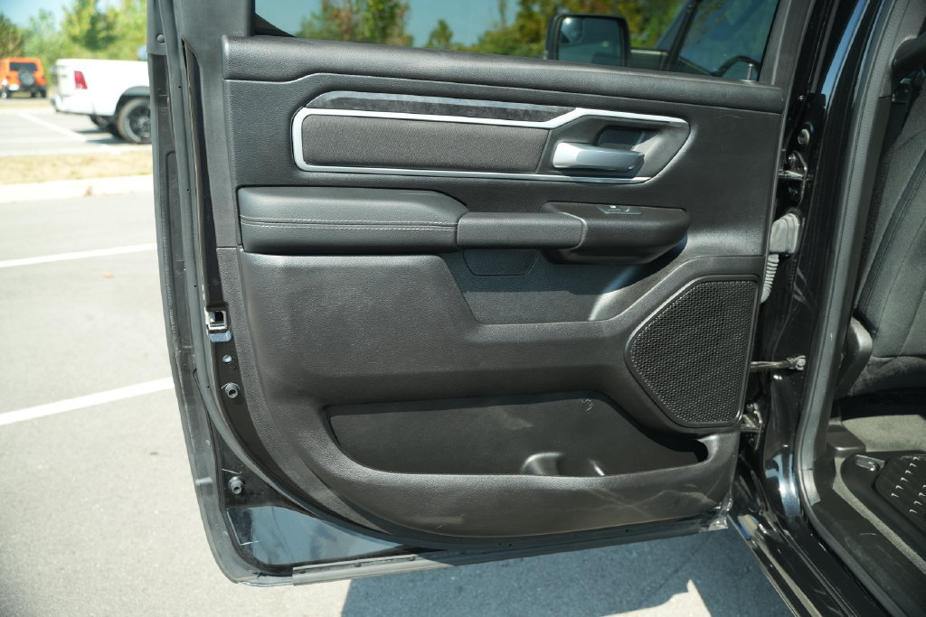 Used 2023 RAM 1500 Big Horn AWD/4WD image 16