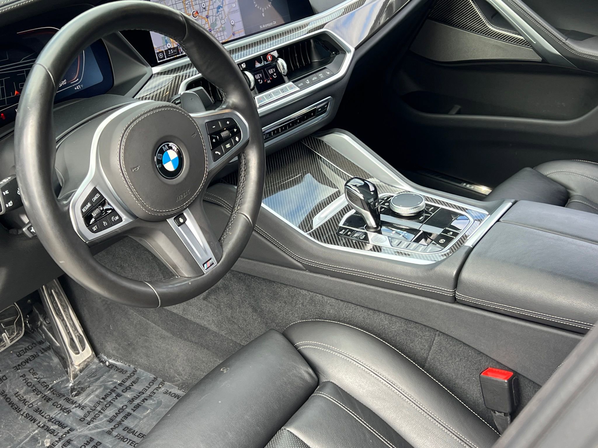 Used 2020 BMW X6 M50i w/ Executive Package image 18