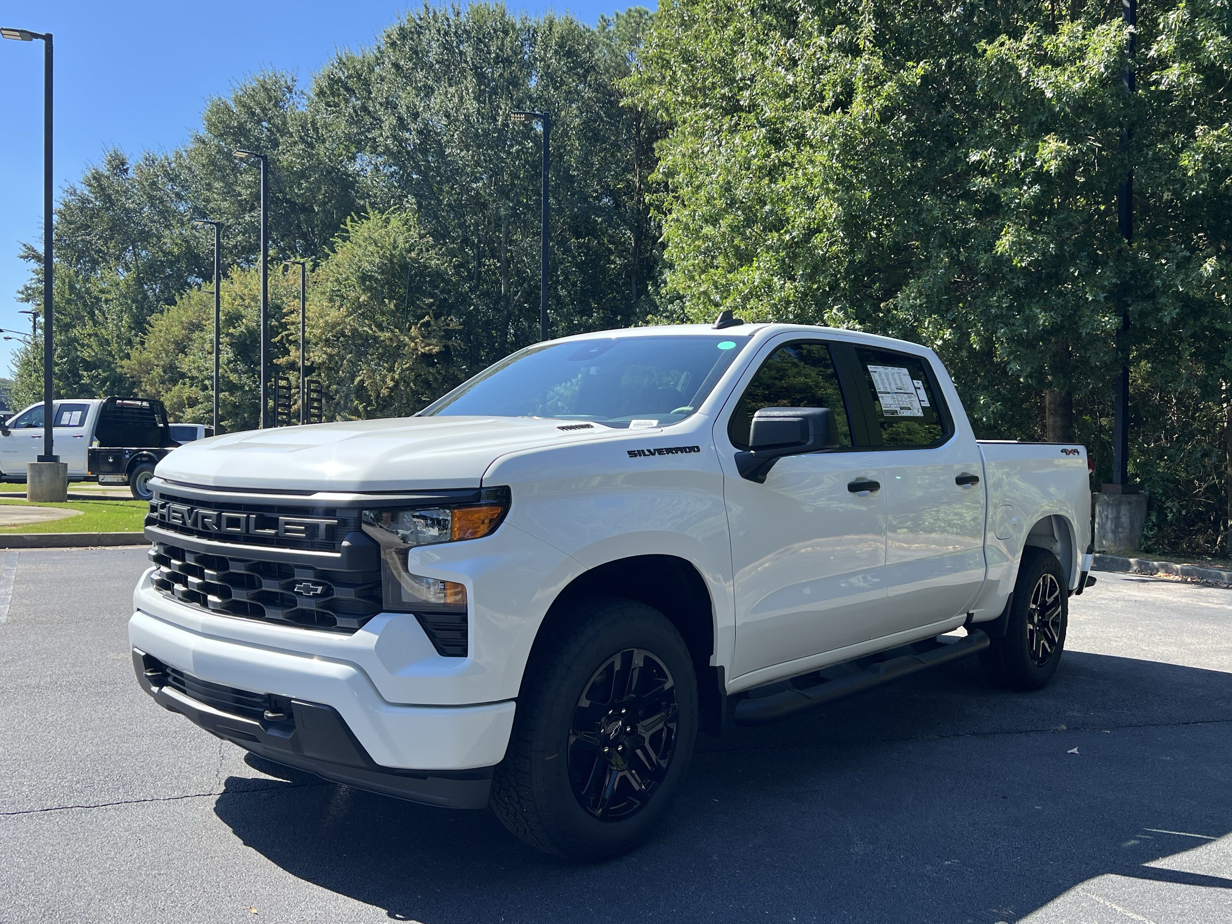 New 2026 Chevrolet Silverado 1500 Custom w/ Turbomax Blackout Package AWD/4WD image 5