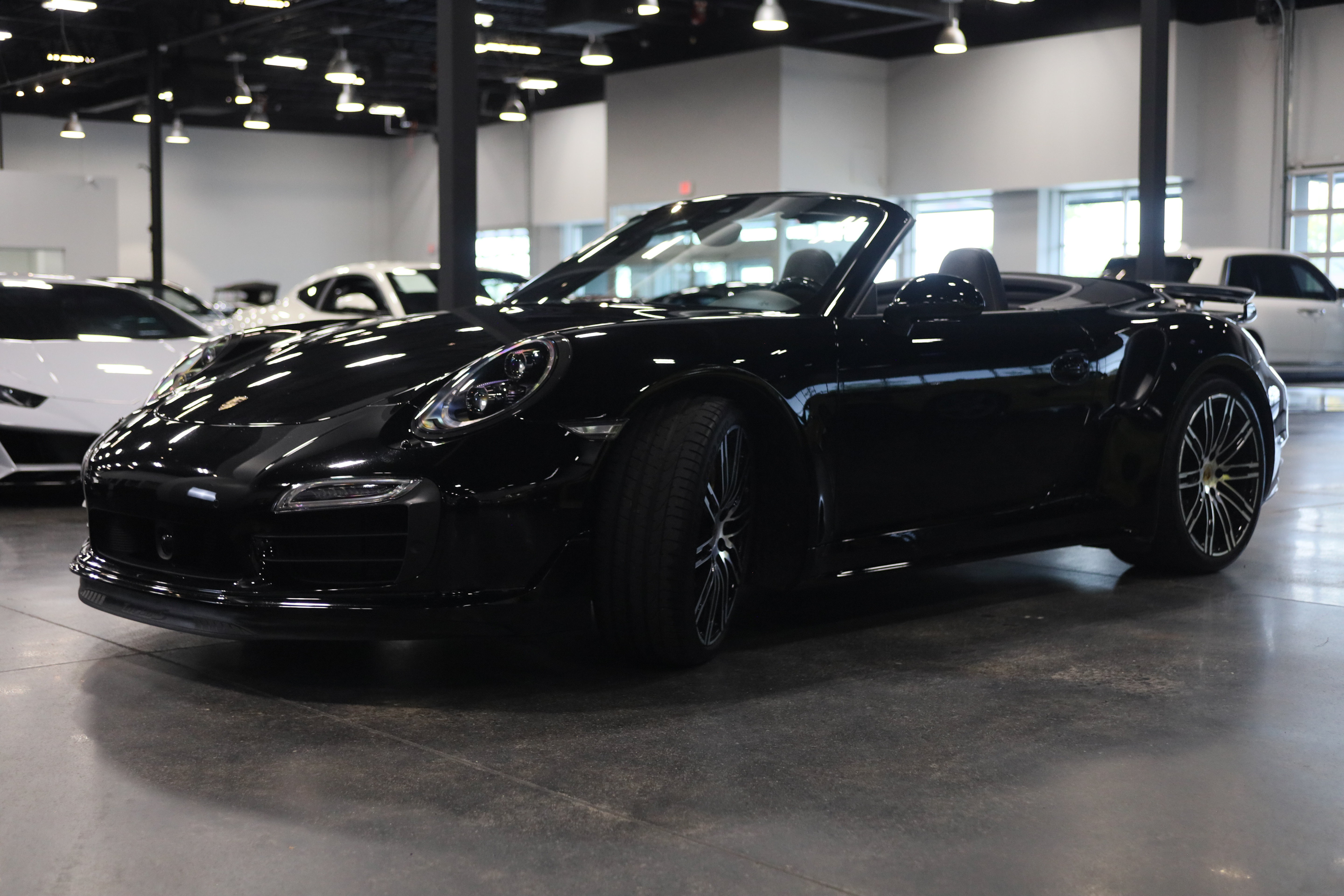 Used 2015 Porsche 911 Turbo S AWD/4WD image 4