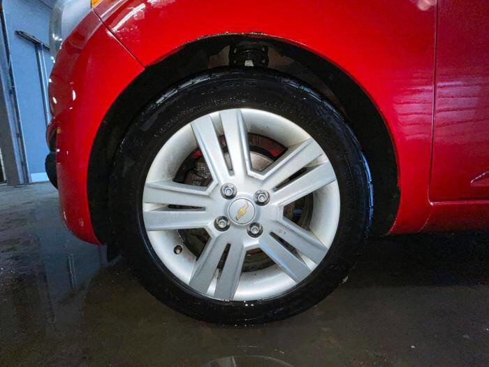 Used 2014 Chevrolet Spark LS FWD image 11